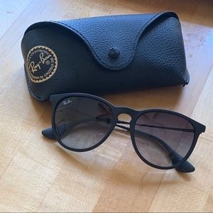 Ray-Ban Erika sunglasses matte black with case